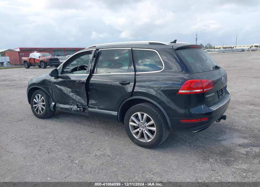 2013 VOLKSWAGEN TOUAREG VR6 SPORT VIN: WVGEF9BP5DD001870