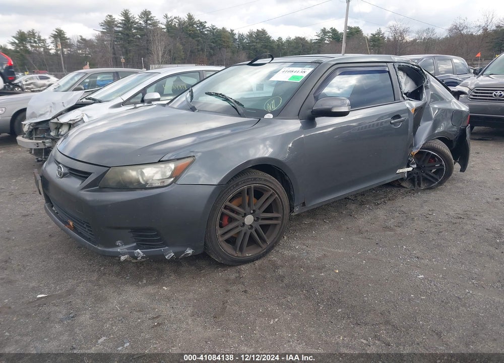 2011 TOYOTA SCION VIN: JTKJF5C74B3010369