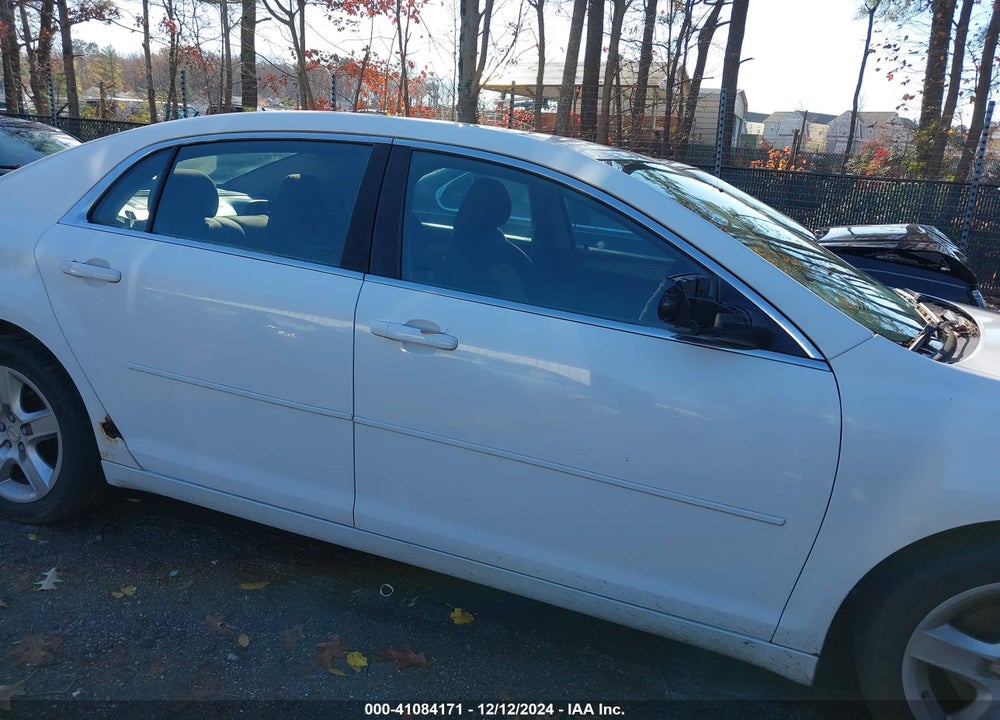 2011 CHEVROLET MALIBU LS VIN: 1G1ZB5E18BF321468