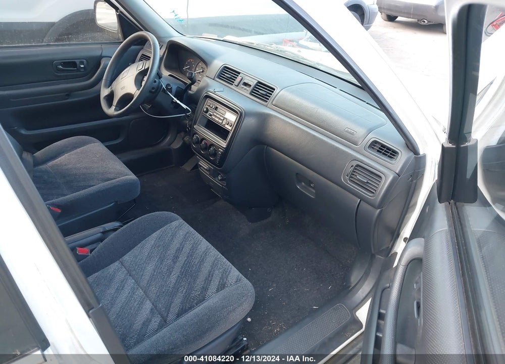 2001 HONDA CR-V LX VIN: JHLRD28461S009910
