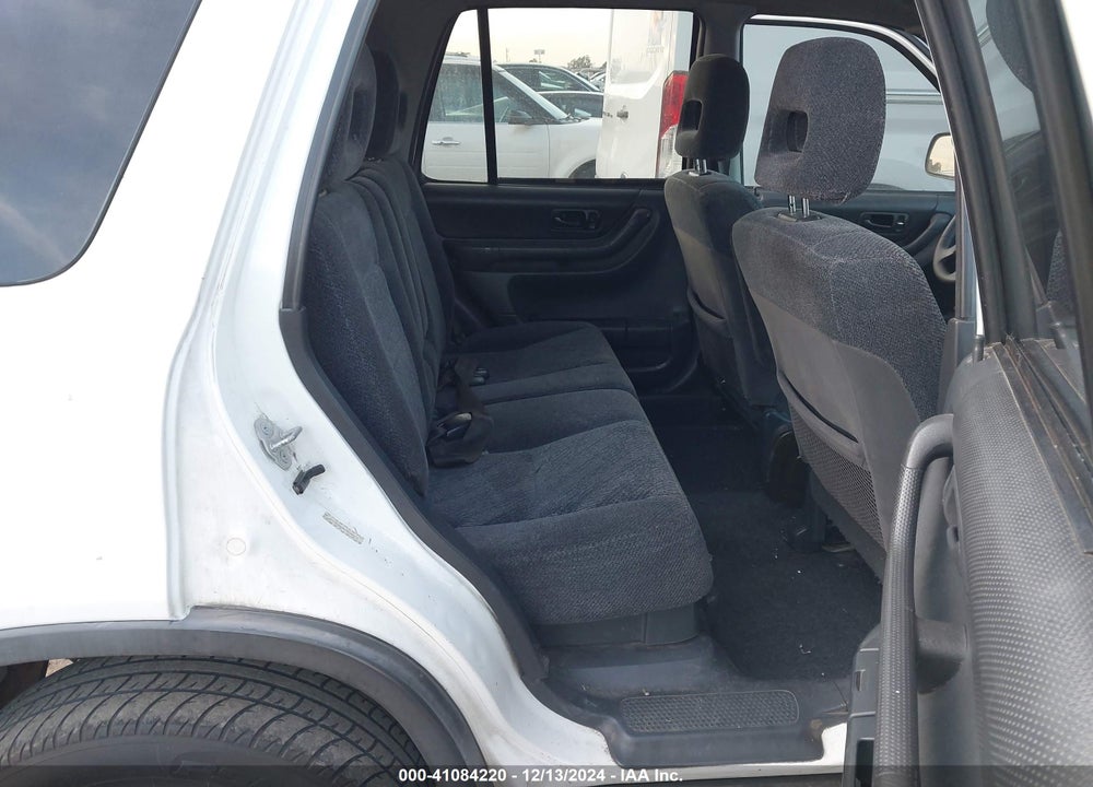 2001 HONDA CR-V LX VIN: JHLRD28461S009910
