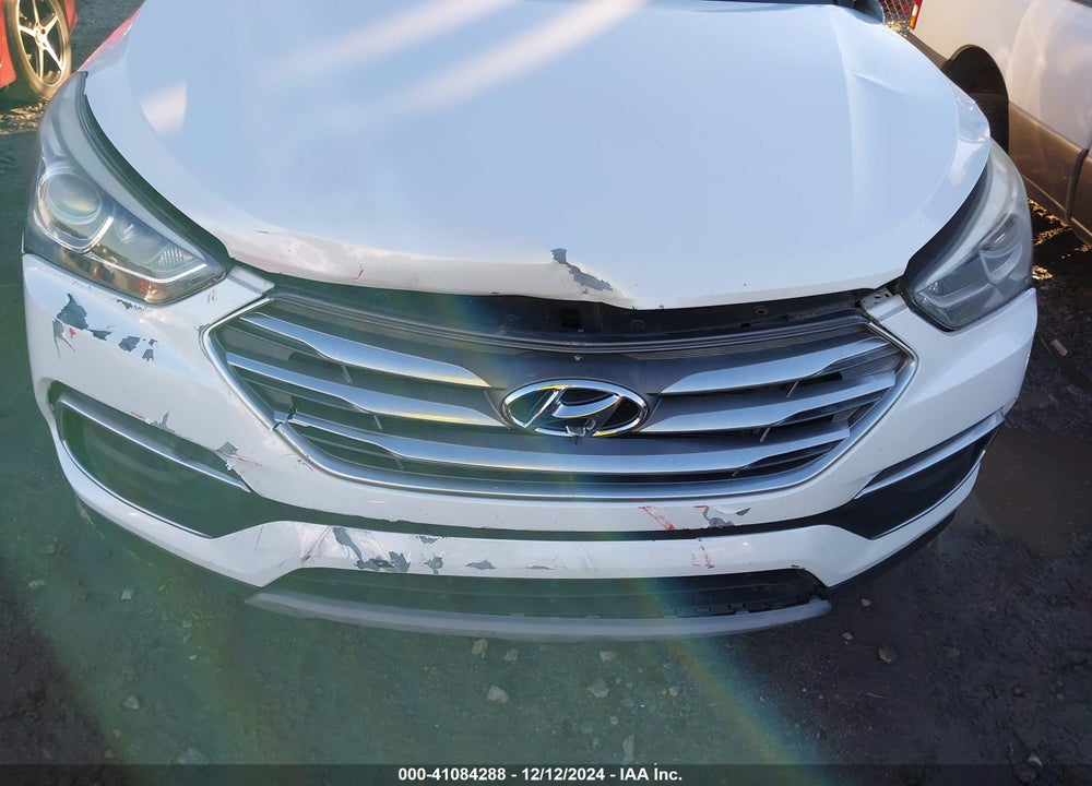 2018 HYUNDAI SANTA FE SPORT 2.4L VIN: 5NMZT3LB6JH097008