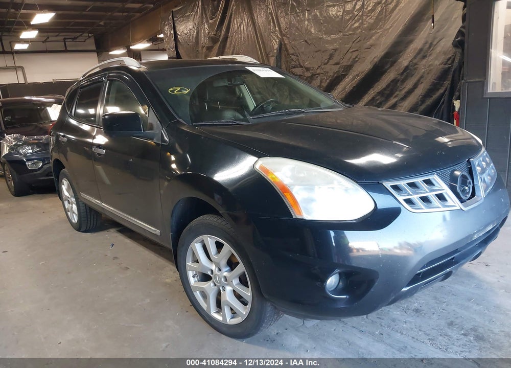 2013 NISSAN ROGUE SV W/SL PKG VIN: JN8AS5MV7DW633975