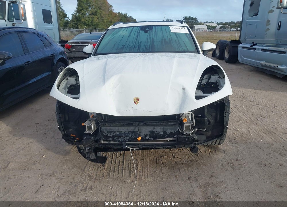 2020 PORSCHE MACAN VIN: WP1AA2A51LLB04201