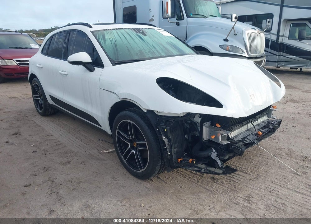 2020 PORSCHE MACAN VIN: WP1AA2A51LLB04201