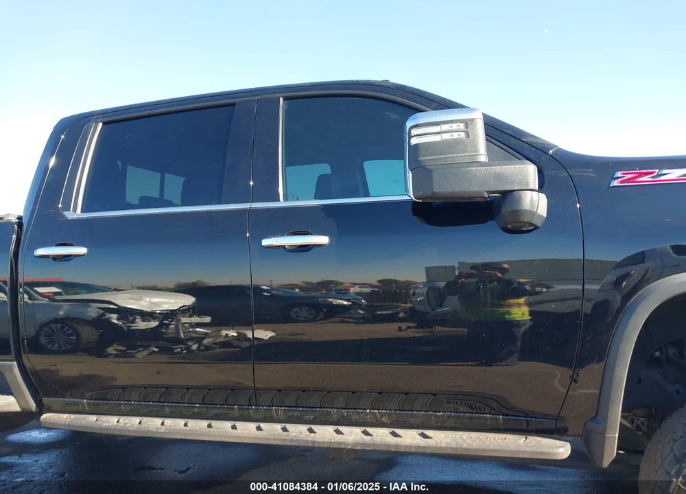 2021 CHEVROLET SILVERADO 2500HD 4WD STANDARD BED LTZ VIN: 1GC4YPEY5MF154840