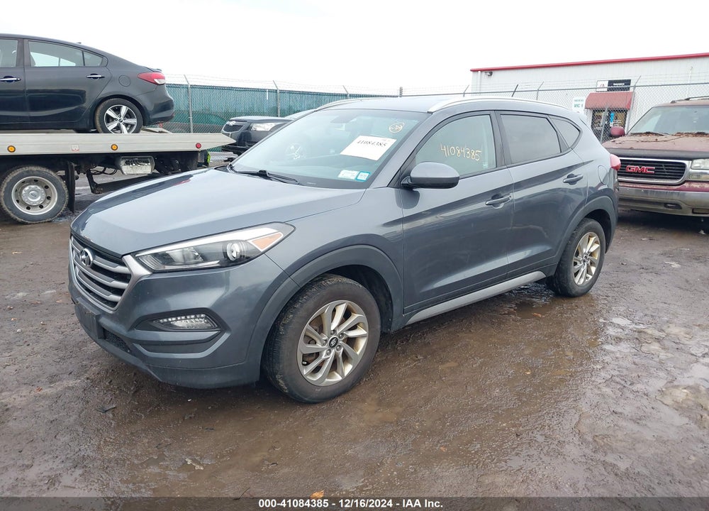 2017 HYUNDAI TUCSON SE VIN: KM8J3CA4XHU402350