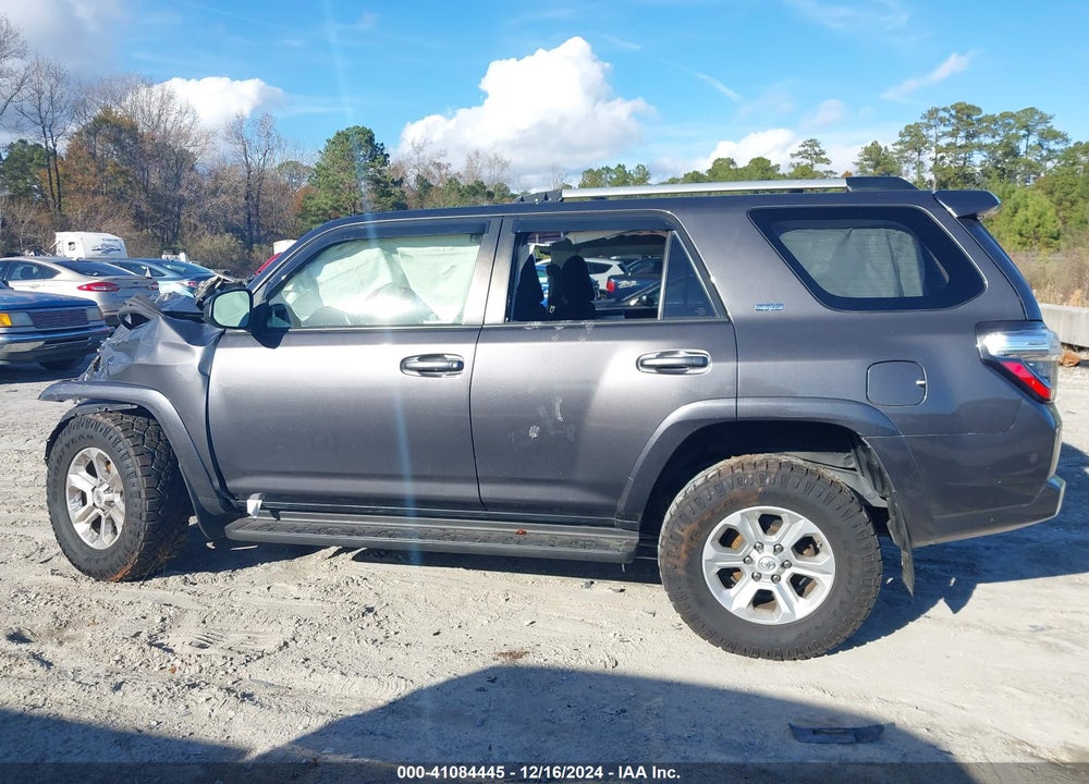 2019 TOYOTA 4RUNNER SR5 VIN: JTEBU5JR0K5632831