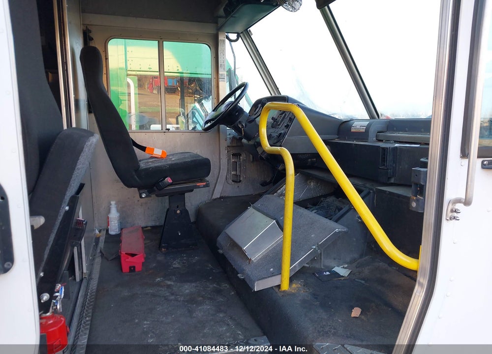 2015 FORD F-59 COMMERCIAL STRIPPED VIN: 1F65F5KY0F0A10589