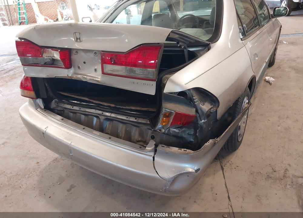 2002 HONDA ACCORD 2.3 LX VIN: 1HGCG56432A034996