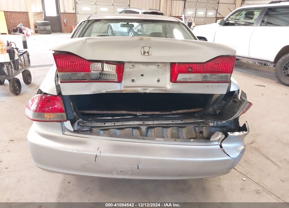 2002 HONDA ACCORD 2.3 LX VIN: 1HGCG56432A034996