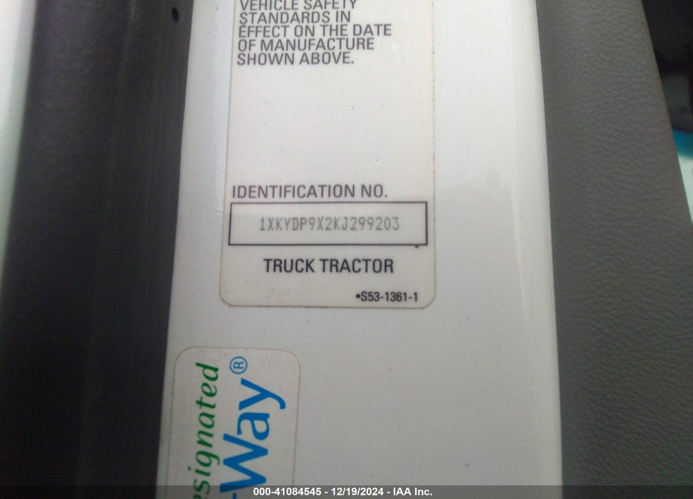 2019 KENWORTH T680 VIN: 1XKYDP9X2KJ299203