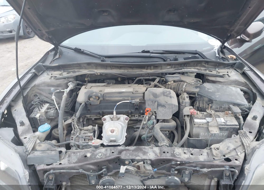 2013 HONDA ACCORD EX VIN: 1HGCT1B78DA020695