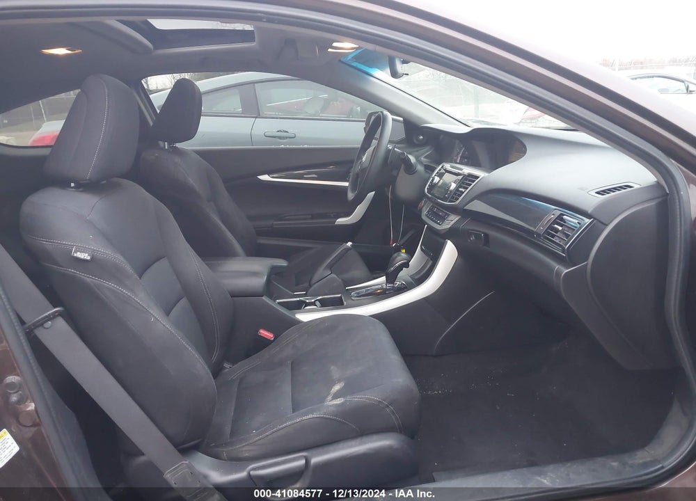 2013 HONDA ACCORD EX VIN: 1HGCT1B78DA020695