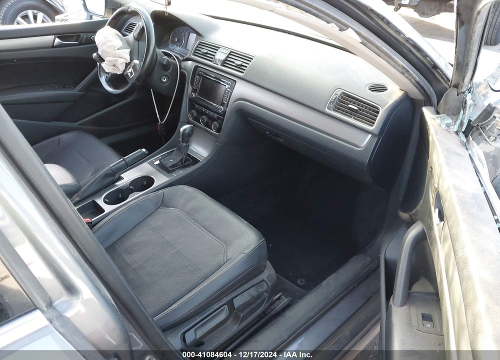 2015 VOLKSWAGEN PASSAT 1.8T SE VIN: 1VWBS7A39FC016237