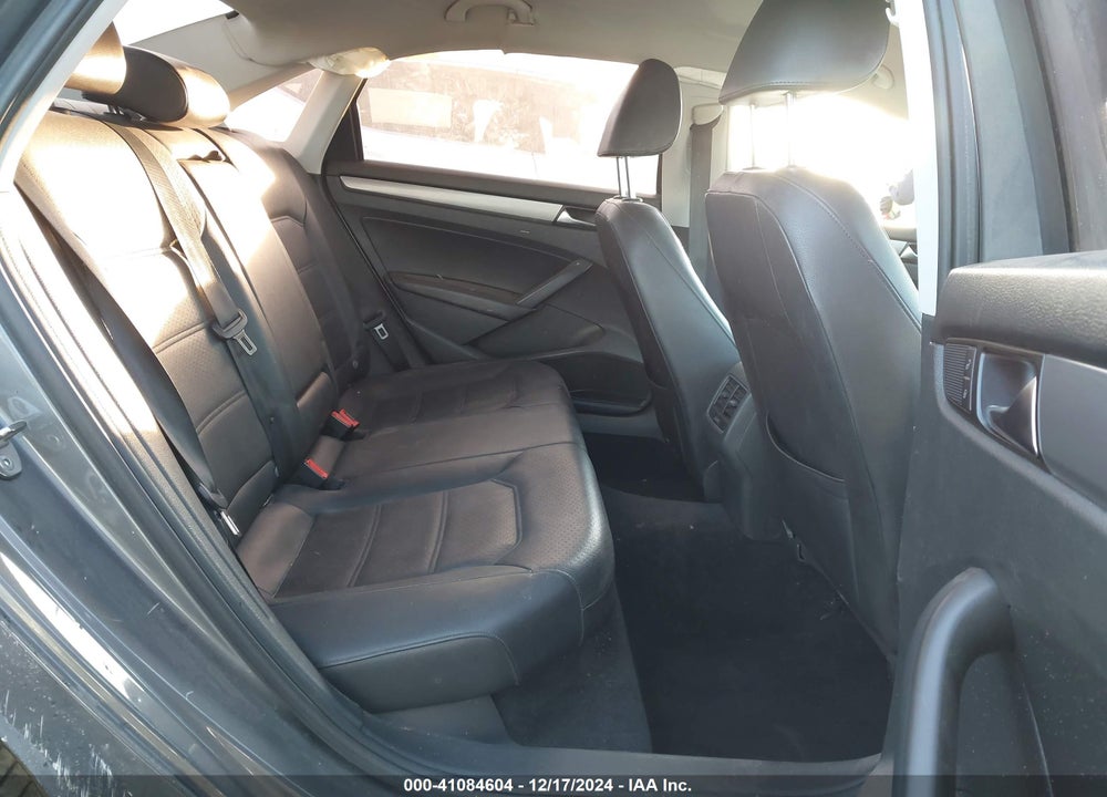 2015 VOLKSWAGEN PASSAT 1.8T SE VIN: 1VWBS7A39FC016237