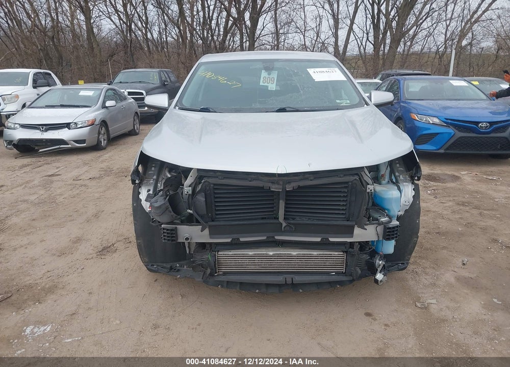2018 CHEVROLET EQUINOX LT VIN: 2GNAXJEV8J6234171