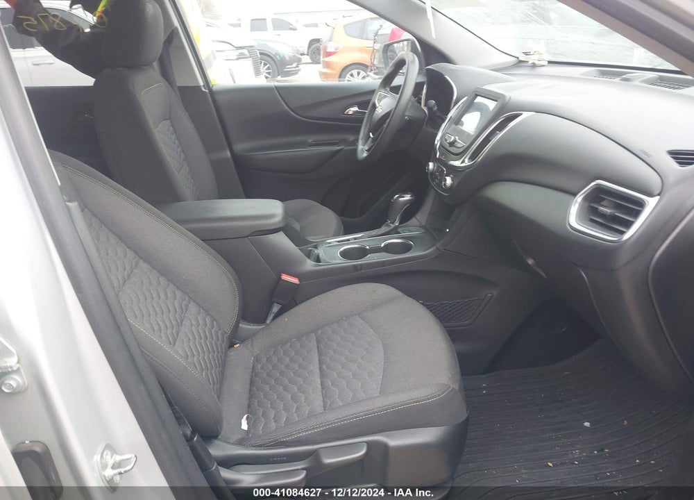 2018 CHEVROLET EQUINOX LT VIN: 2GNAXJEV8J6234171