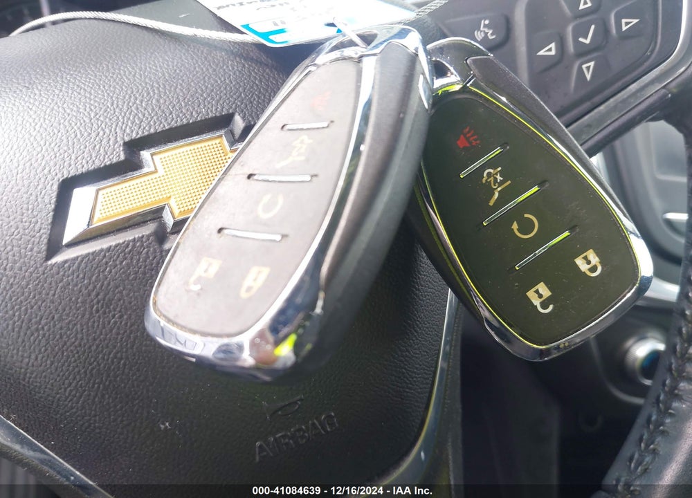 2018 CHEVROLET EQUINOX LT VIN: 2GNAXJEV9J6183425