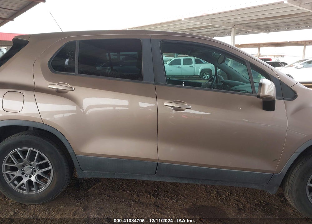 2018 CHEVROLET TRAX LS VIN: 3GNCJKSB0JL241203