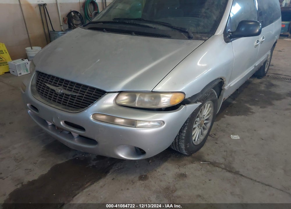 2000 CHRYSLER TOWN & COUNTRY LX VIN: 1C4GP44G8YB744602