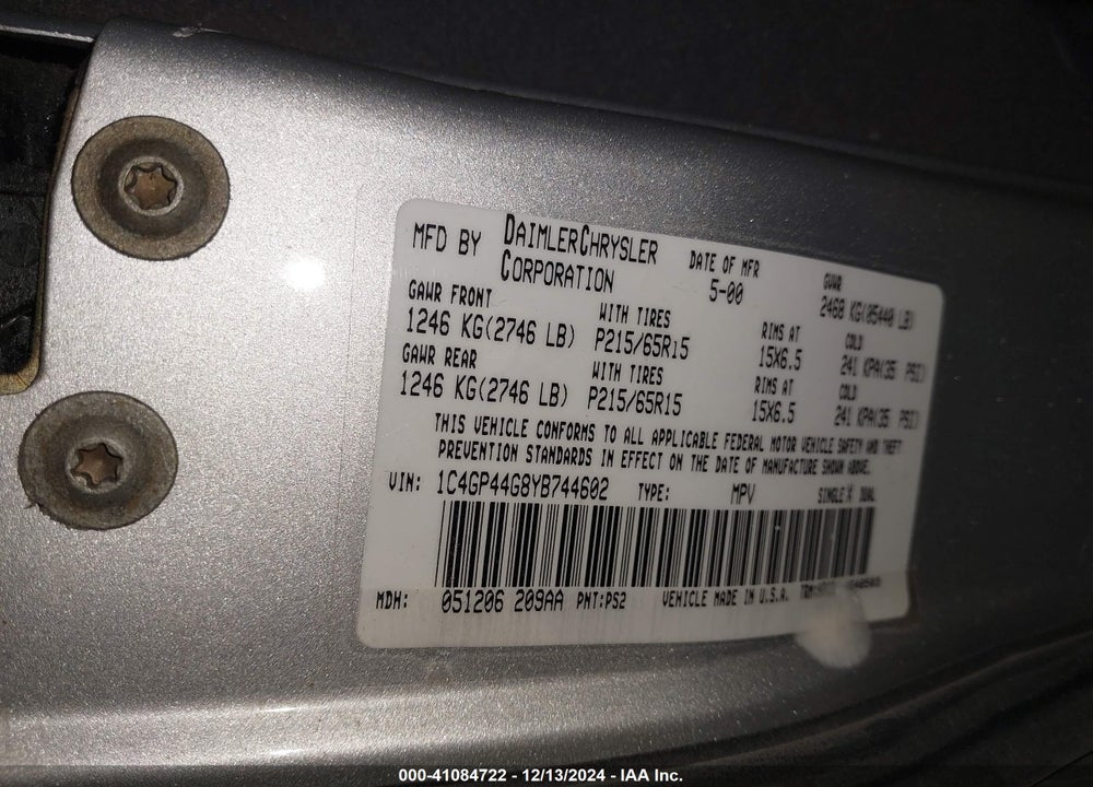 2000 CHRYSLER TOWN & COUNTRY LX VIN: 1C4GP44G8YB744602