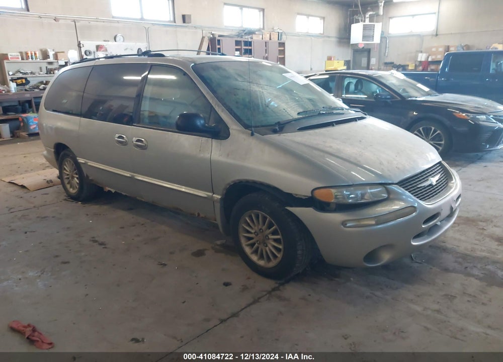 2000 CHRYSLER TOWN & COUNTRY LX VIN: 1C4GP44G8YB744602