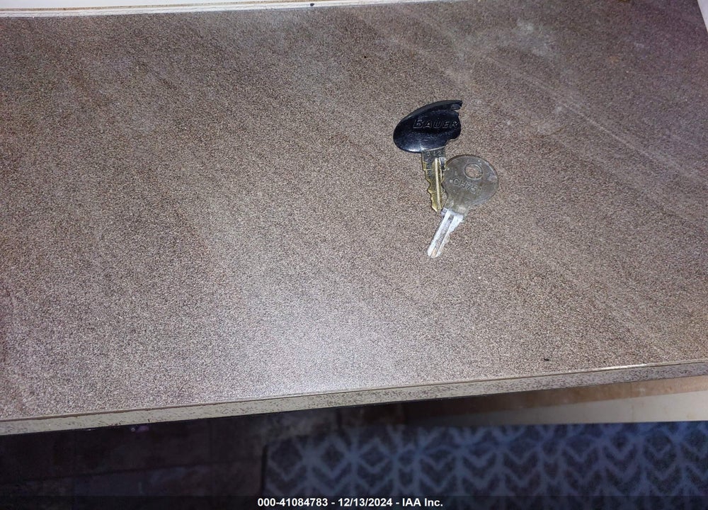 2012 JAYCO FLIGHT VIN: 1UJBJ0BS8C18S0538