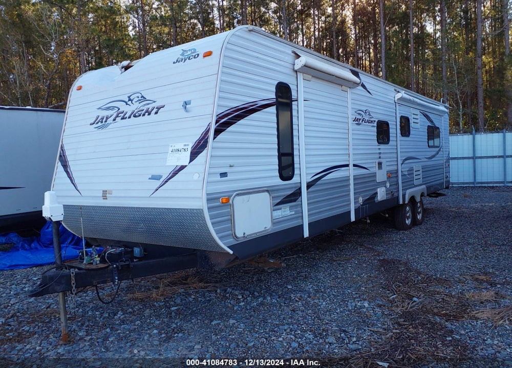 2012 JAYCO FLIGHT VIN: 1UJBJ0BS8C18S0538