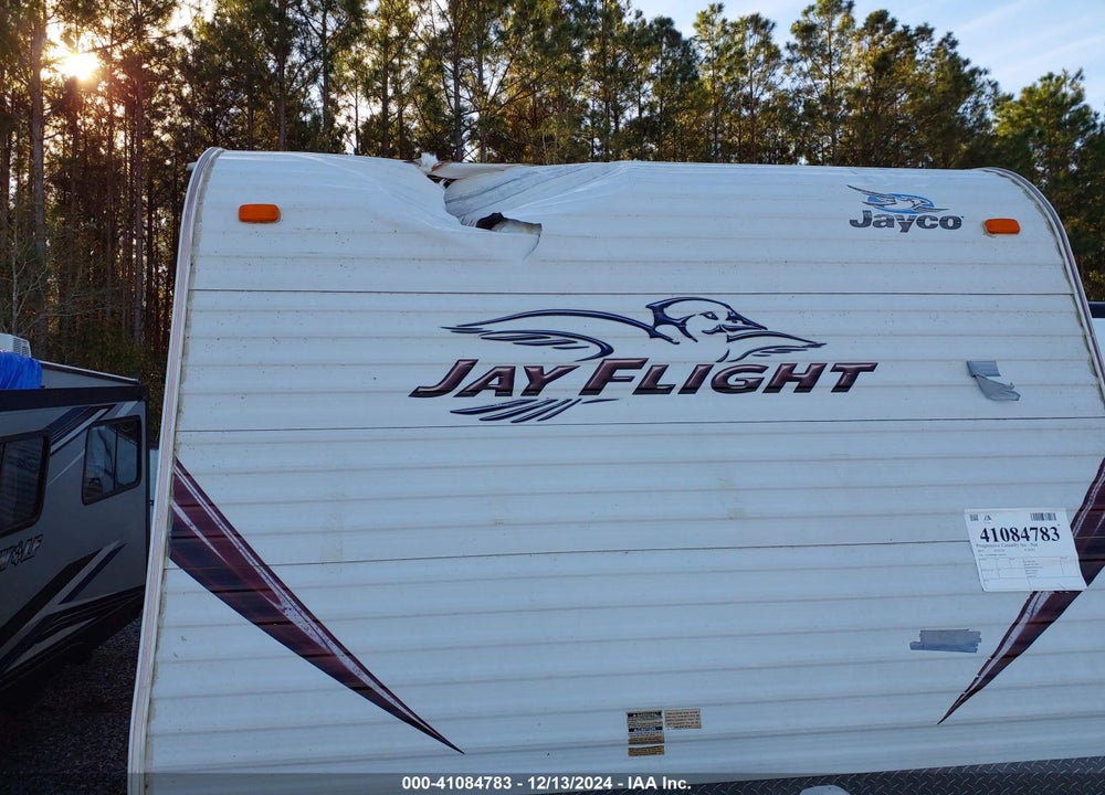 2012 JAYCO FLIGHT VIN: 1UJBJ0BS8C18S0538