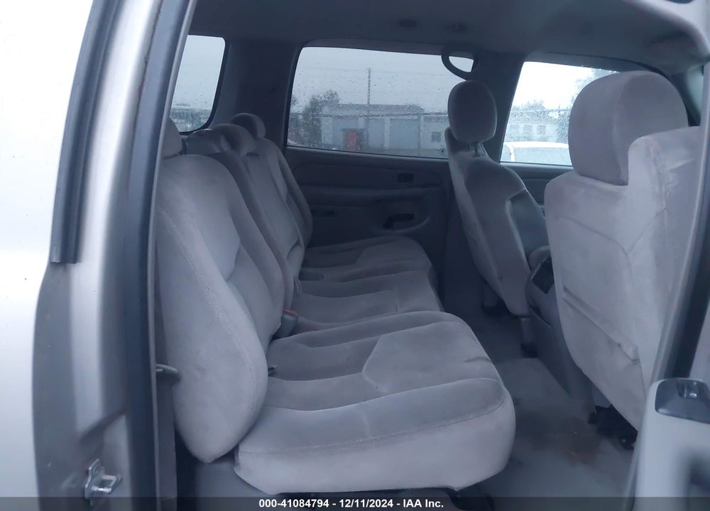 2004 GMC YUKON XL 2500 SLE VIN: 3GKGK26GX4G218560