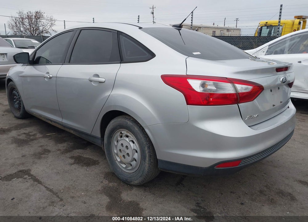 2012 FORD FOCUS SE VIN: 1FAHP3F28CL132599