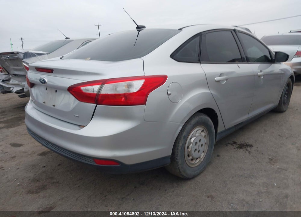 2012 FORD FOCUS SE VIN: 1FAHP3F28CL132599
