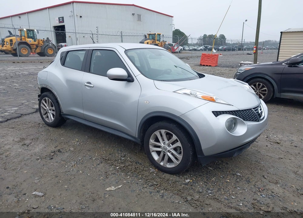 2013 NISSAN JUKE S VIN: JN8AF5MR1DT218384