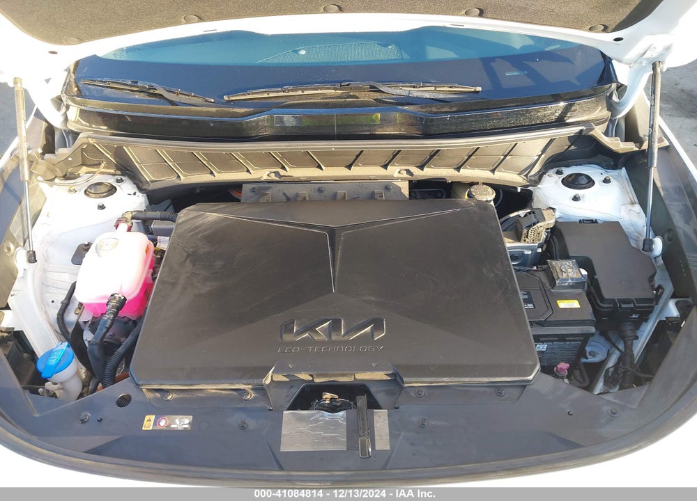 2024 KIA NIRO EV WIND VIN: KNDCR3L15R5096085