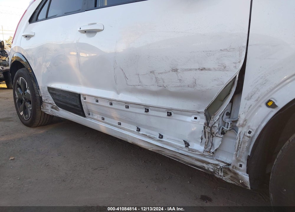 2024 KIA NIRO EV WIND VIN: KNDCR3L15R5096085