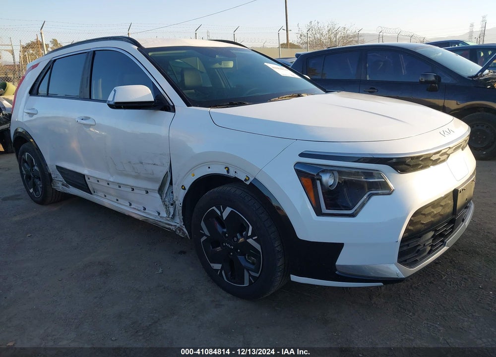 2024 KIA NIRO EV WIND VIN: KNDCR3L15R5096085