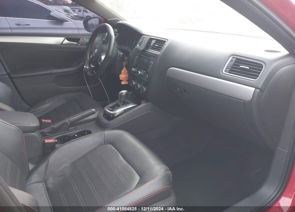 2014 VOLKSWAGEN JETTA GLI AUTOBAHN W/NAV VIN: 3VW4T7AJ5EM388739