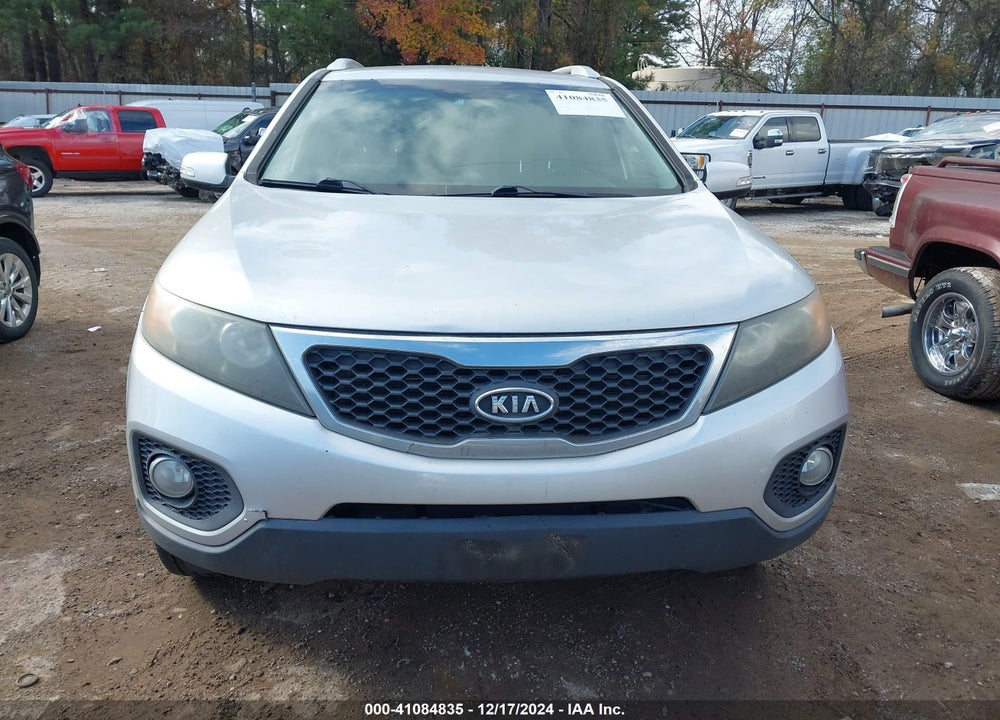 2011 KIA SORENTO LX VIN: 5XYKT3A17BG053297