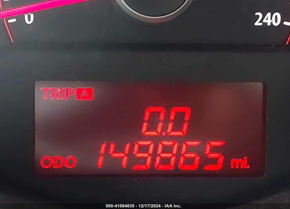 2011 KIA SORENTO LX VIN: 5XYKT3A17BG053297