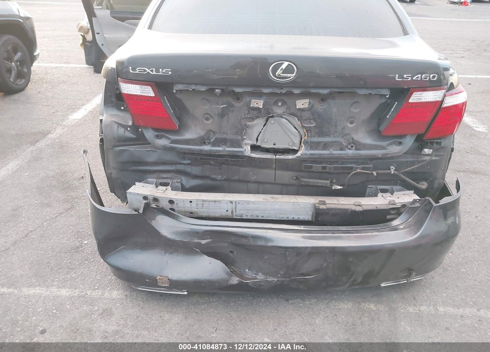 2008 LEXUS LS 460 VIN: JTHBL46F685069419
