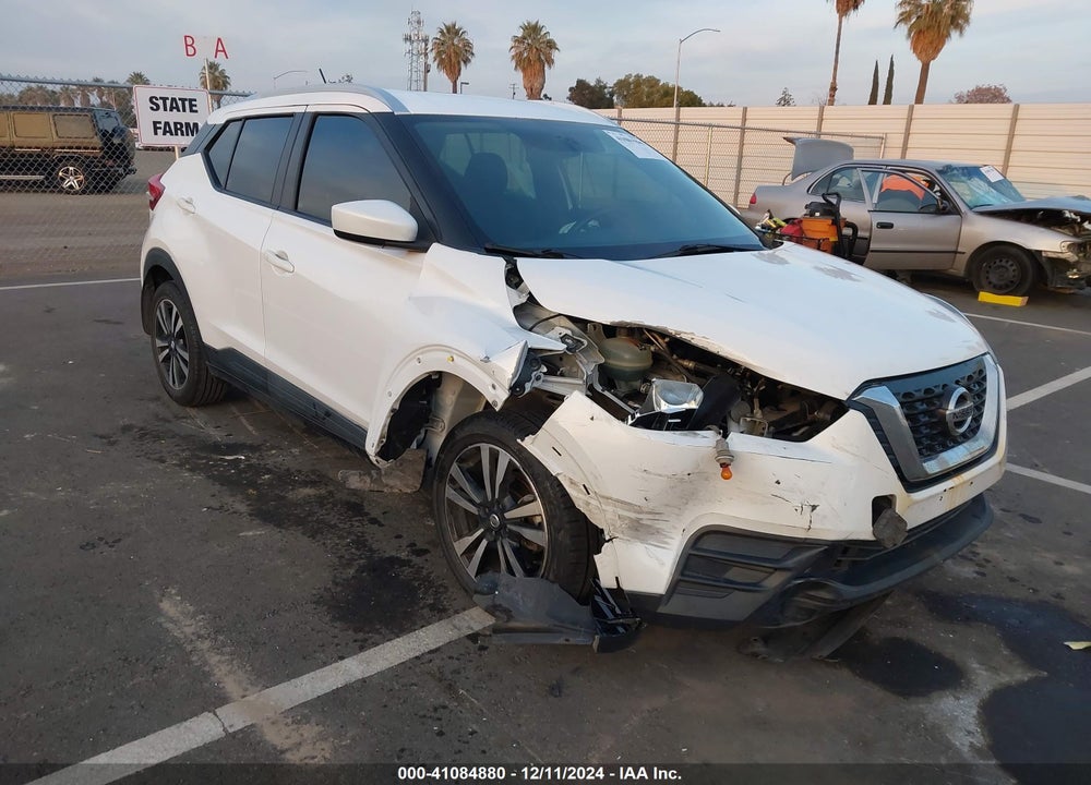 2019 NISSAN KICKS SV VIN: 3N1CP5CU3KL535935