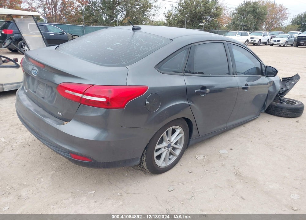 2018 FORD FOCUS SE VIN: 1FADP3F2XJL204043