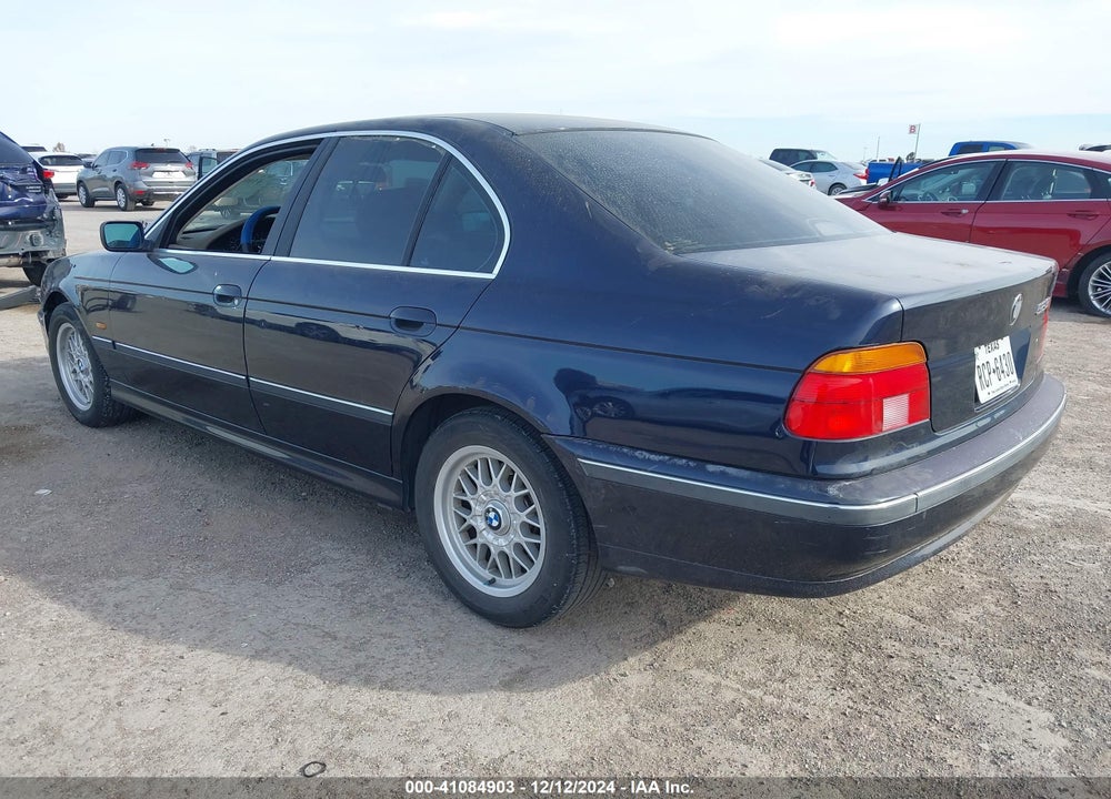 2000 BMW 528IA VIN: WBADM6341YGU15268