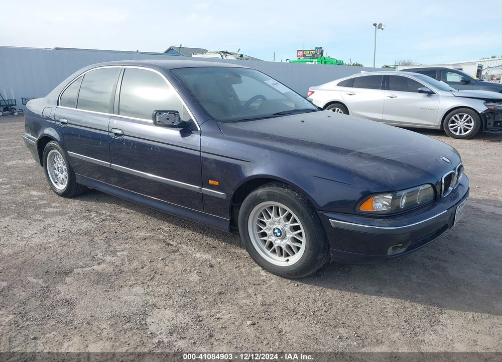 2000 BMW 528IA VIN: WBADM6341YGU15268