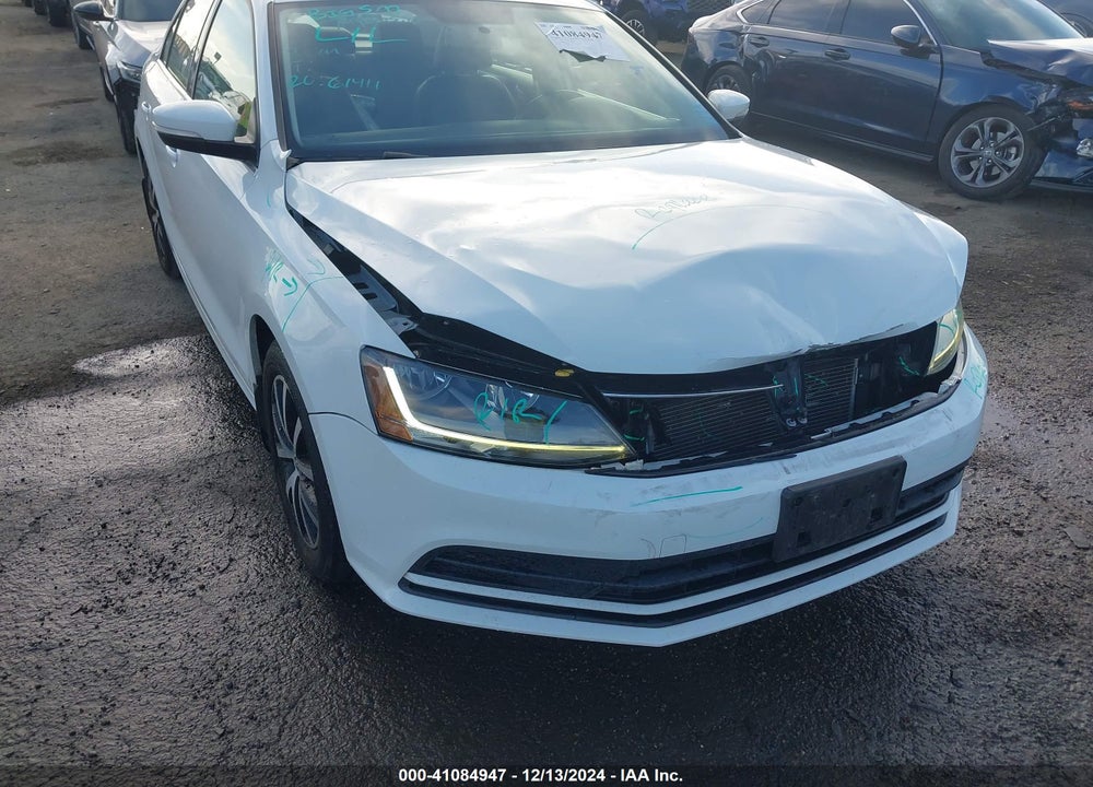 2017 VOLKSWAGEN JETTA 1.4T SE VIN: 3VWDB7AJ2HM343913