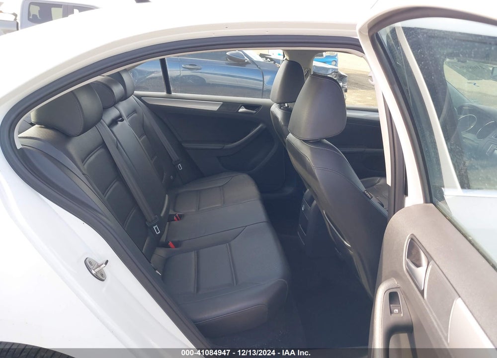 2017 VOLKSWAGEN JETTA 1.4T SE VIN: 3VWDB7AJ2HM343913