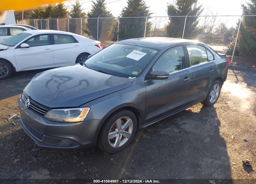 2011 VOLKSWAGEN JETTA 2.0L TDI VIN: 3VWLL7AJ0BM125775