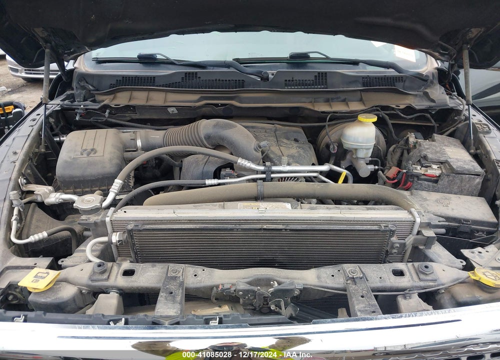 2018 RAM 1500 LAIE  4X4 5'7 BOX VIN: 1C6RR7NT8JS141131