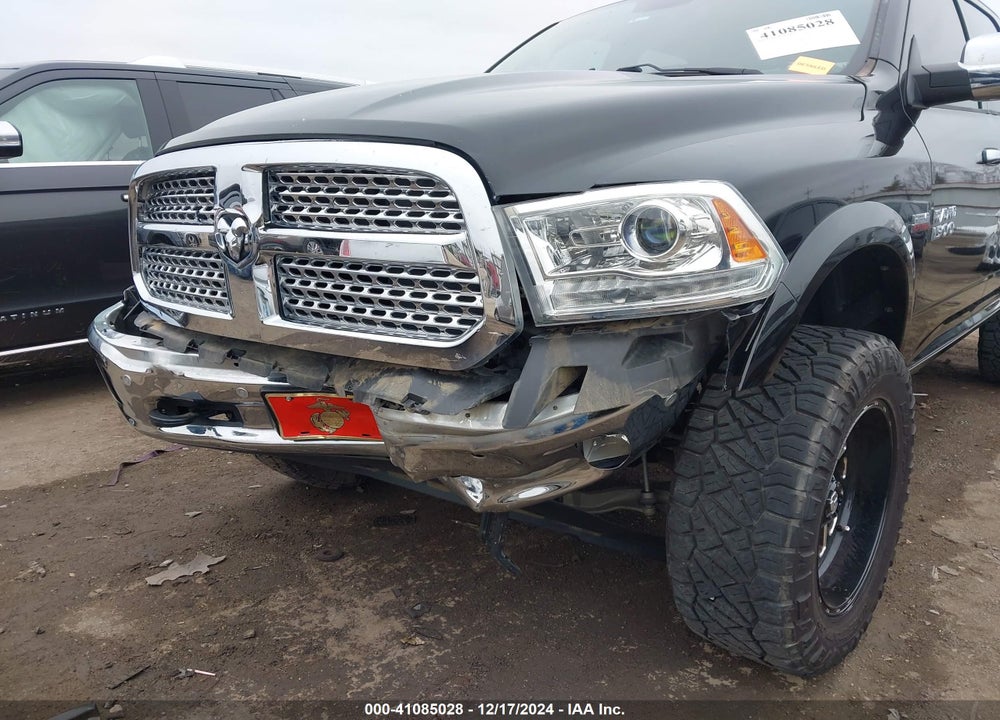 2018 RAM 1500 LAIE  4X4 5'7 BOX VIN: 1C6RR7NT8JS141131